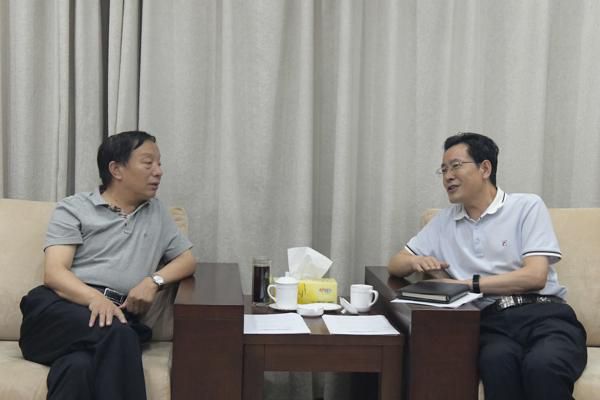 省司法廳黨委書記、廳長牛紀南一行前往建筑設計院<br/>檢查驗收“七五”普法工作